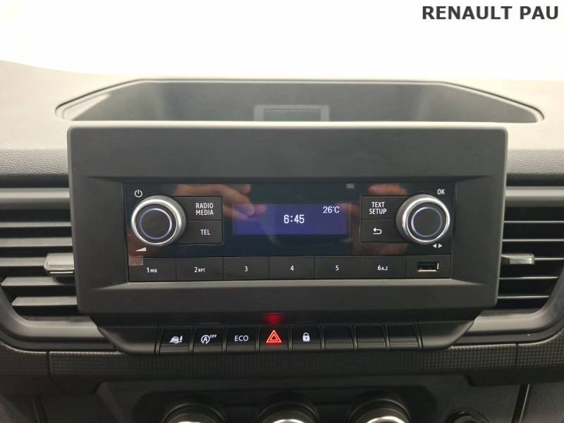 Renault Trafic - Photo 18