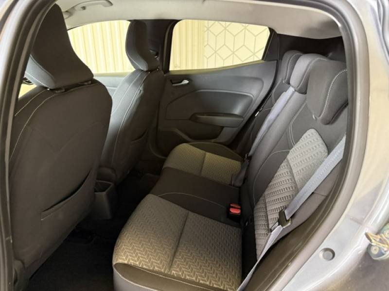 Renault Clio - Photo 17