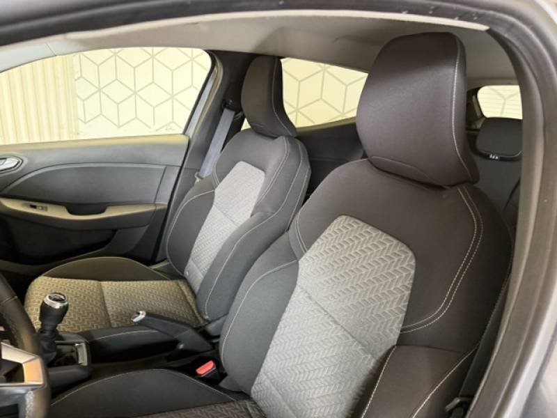 Renault Clio - Photo 31