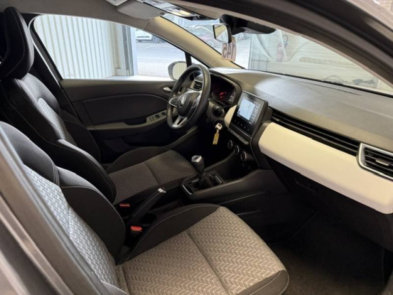 Renault Clio - Photo 36