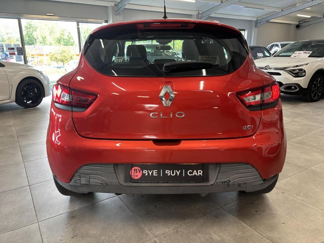 Renault Clio - Photo 36