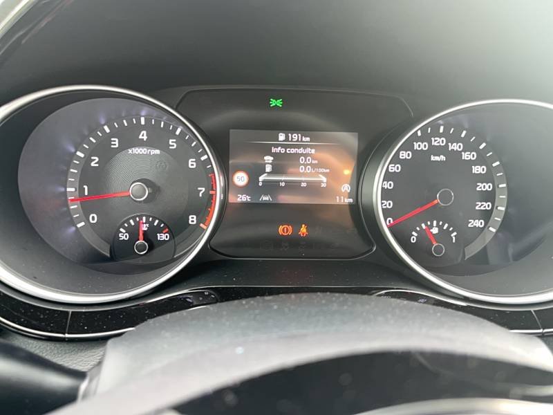 Kia Xceed - Photo 23