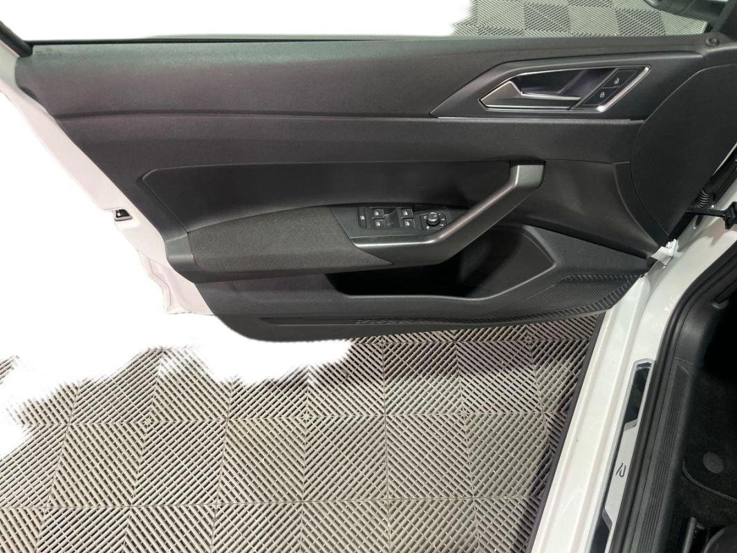 Volkswagen Polo - Photo 15