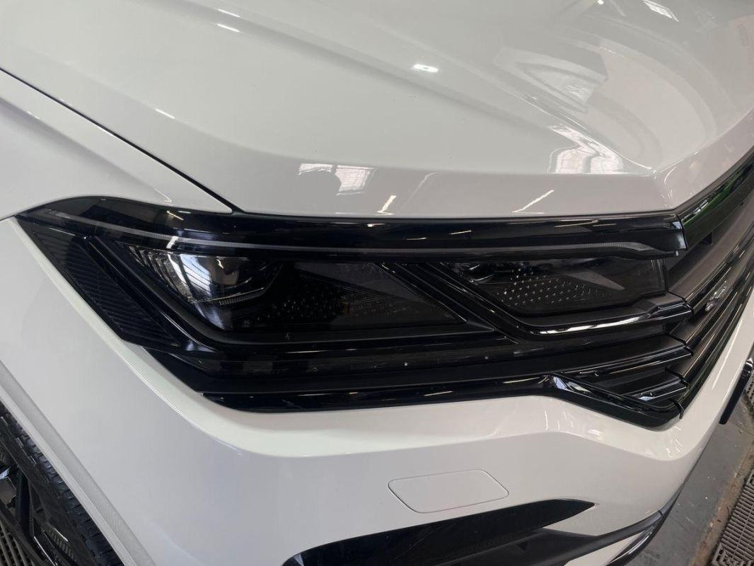 Volkswagen Touareg - Photo 26