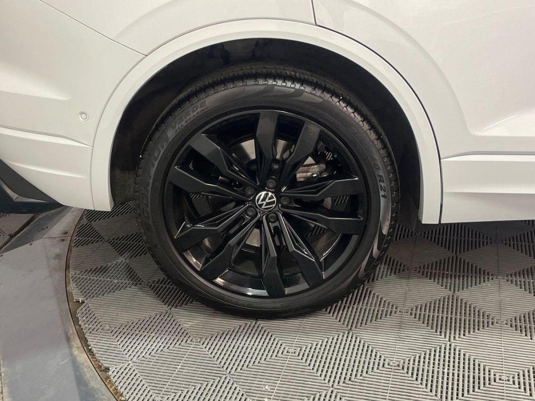 Volkswagen Touareg - Photo 28