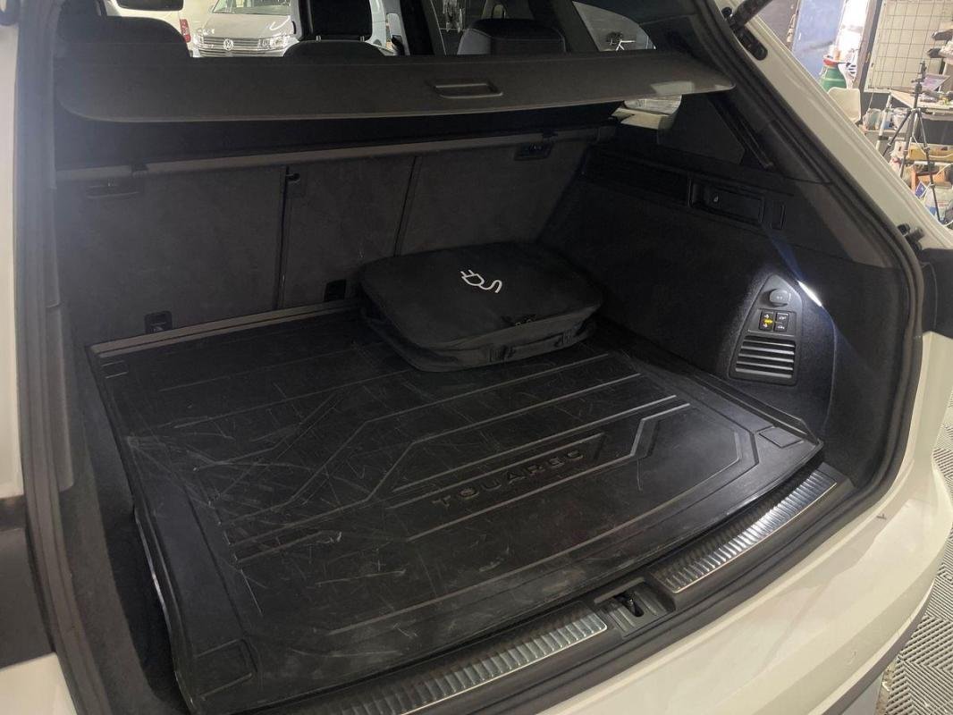 Volkswagen Touareg - Photo 32