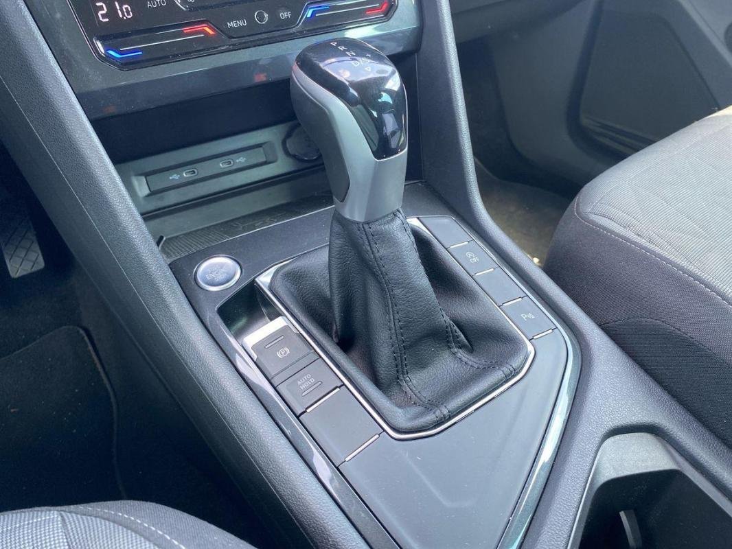 Volkswagen Tiguan - Photo 11