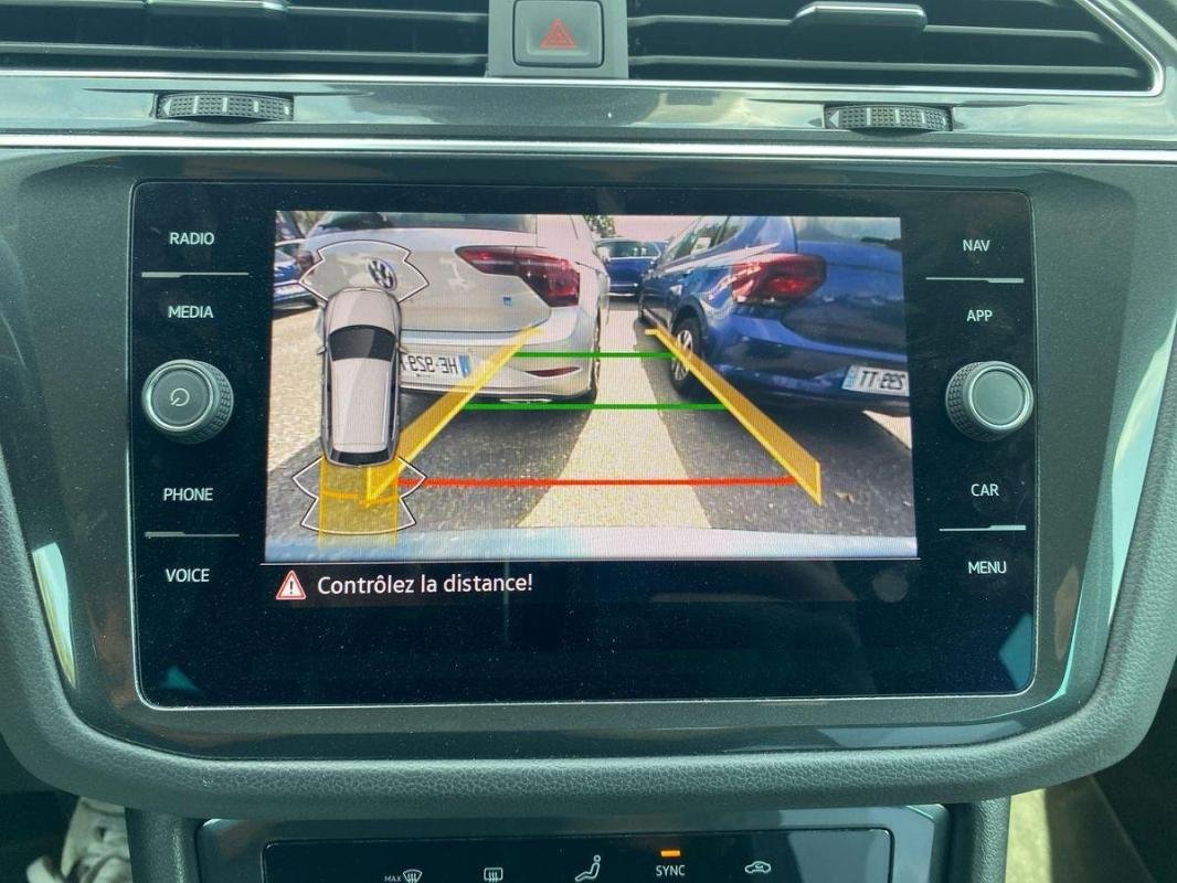 Volkswagen Tiguan - Photo 18