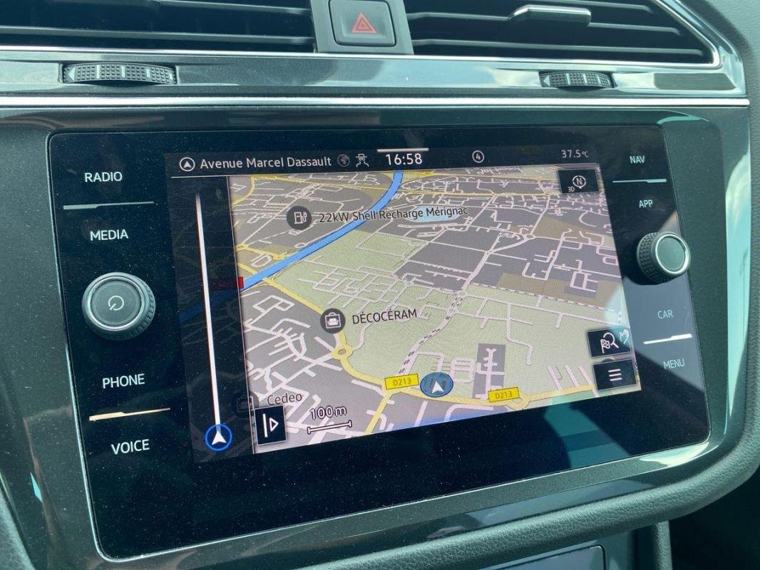 Volkswagen Tiguan - Photo 35