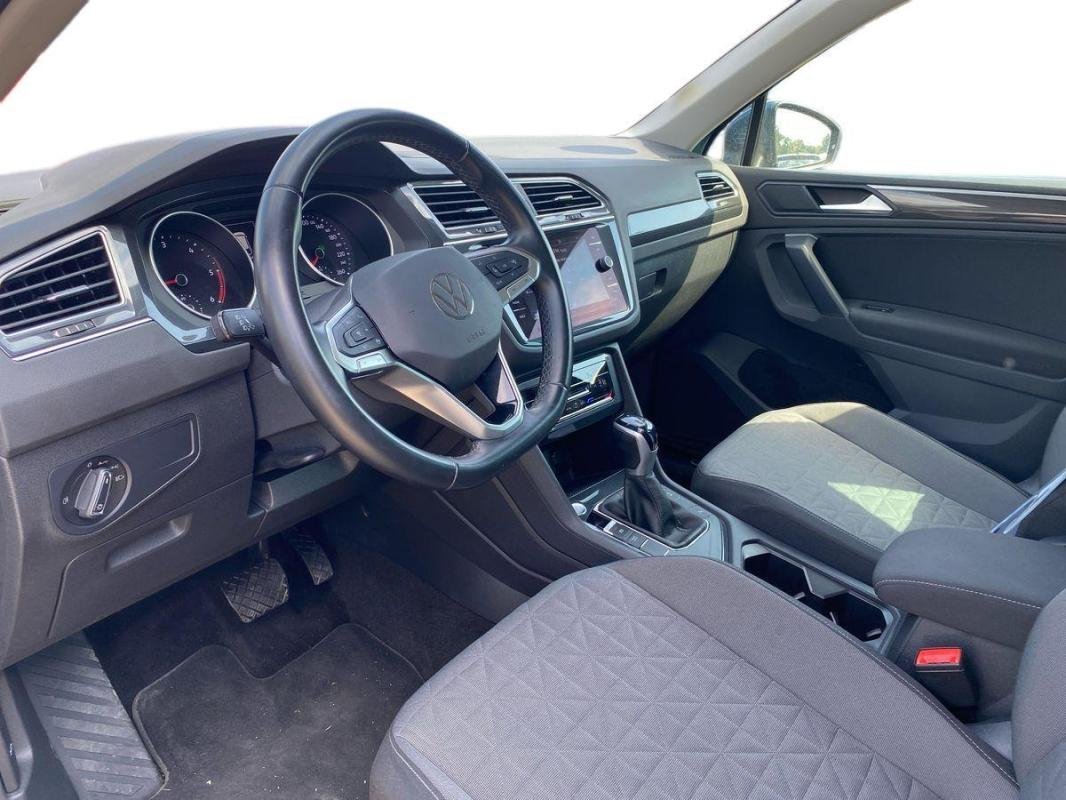 Volkswagen Tiguan - Photo 9