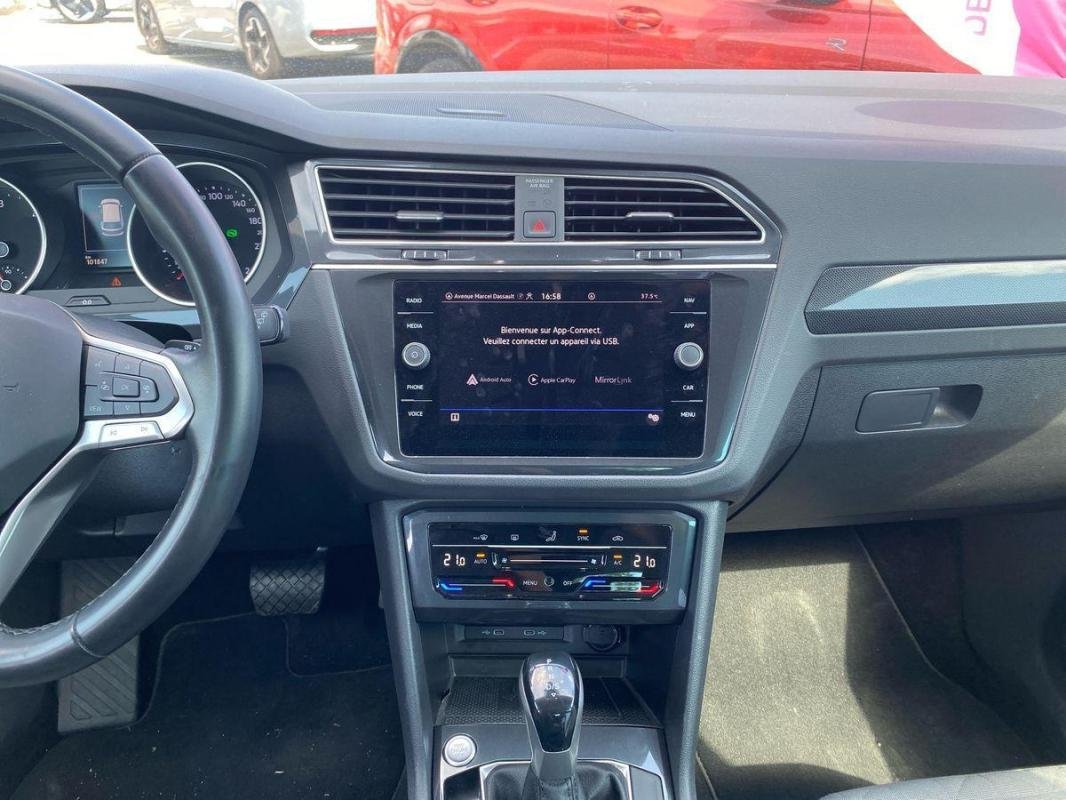 Volkswagen Tiguan - Photo 10