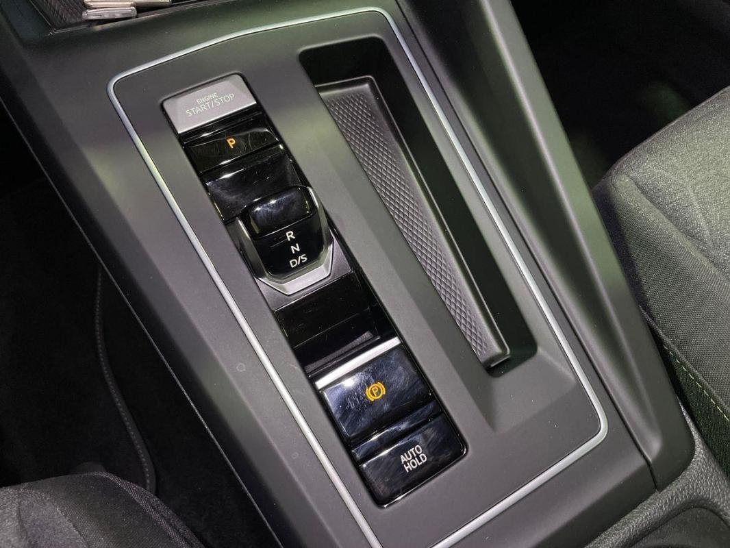 Volkswagen Golf - Photo 11