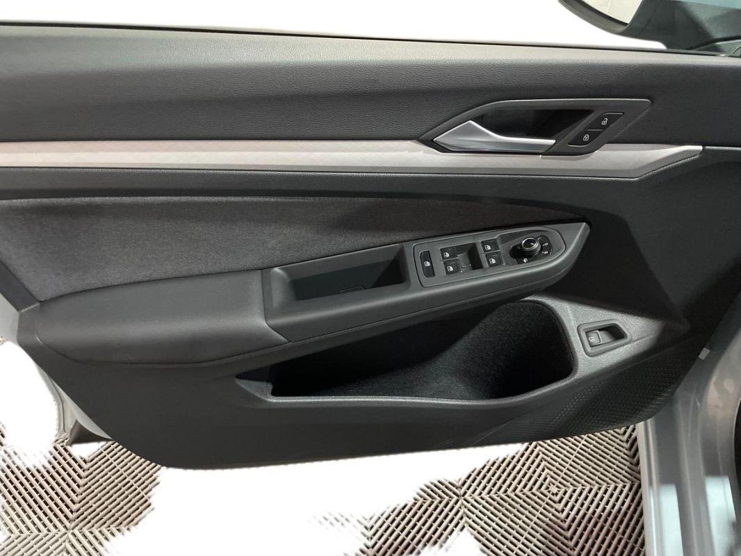 Volkswagen Golf - Photo 15