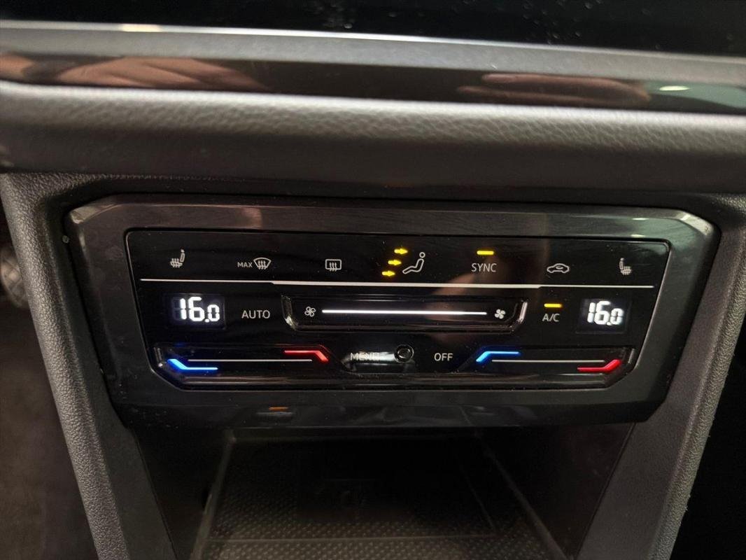 Volkswagen Tiguan - Photo 15