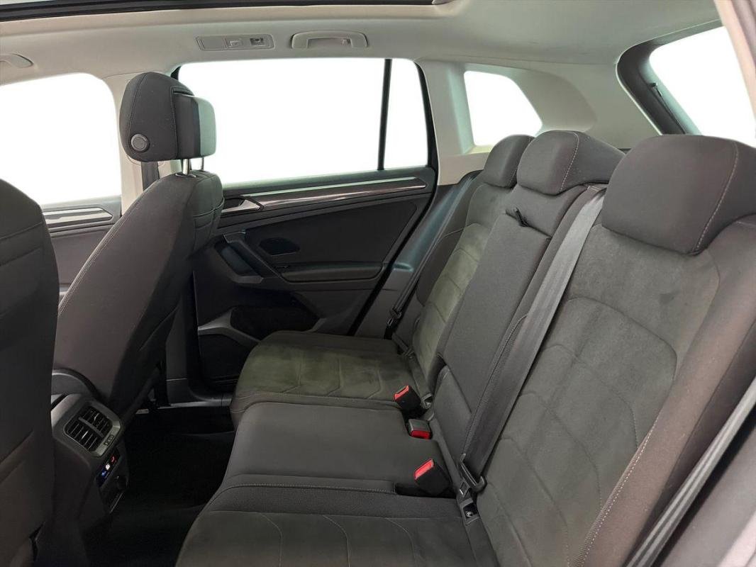 Volkswagen Tiguan - Photo 19