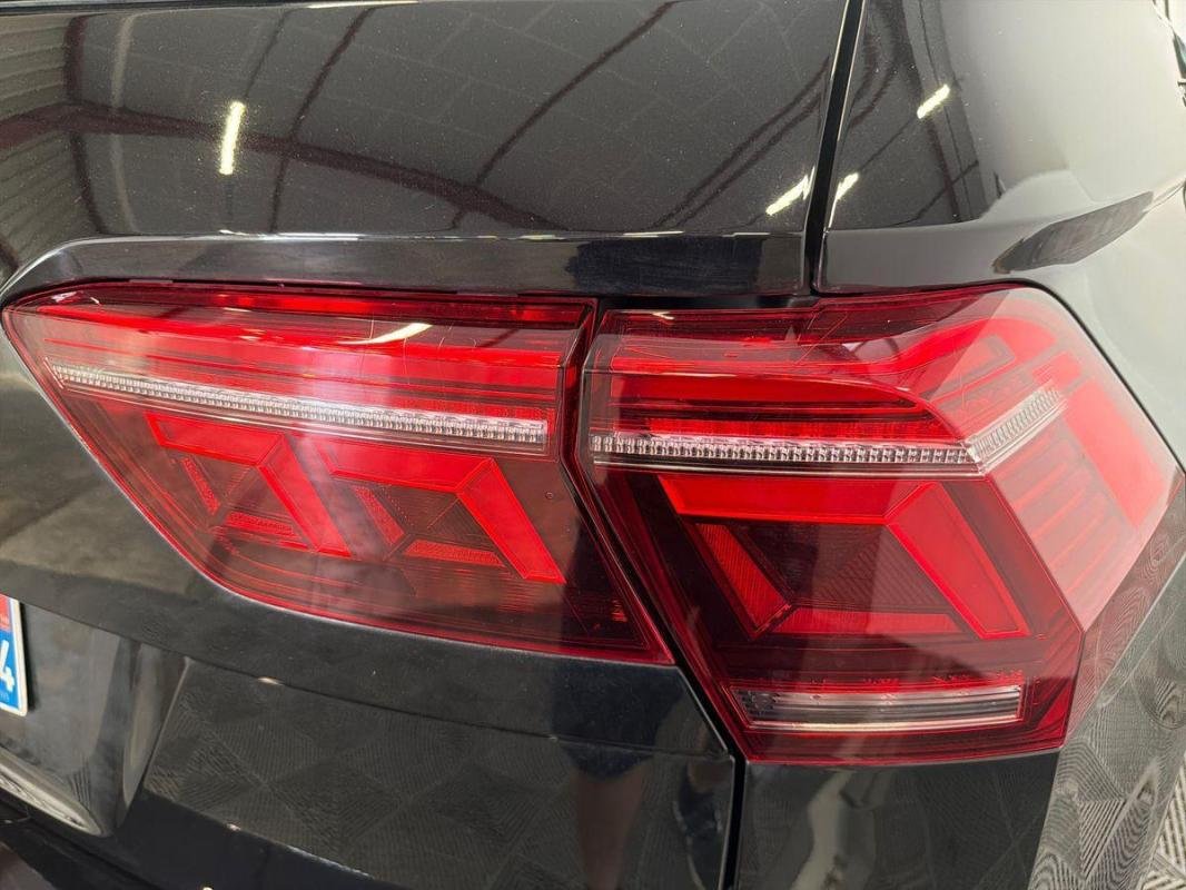 Volkswagen Tiguan - Photo 23