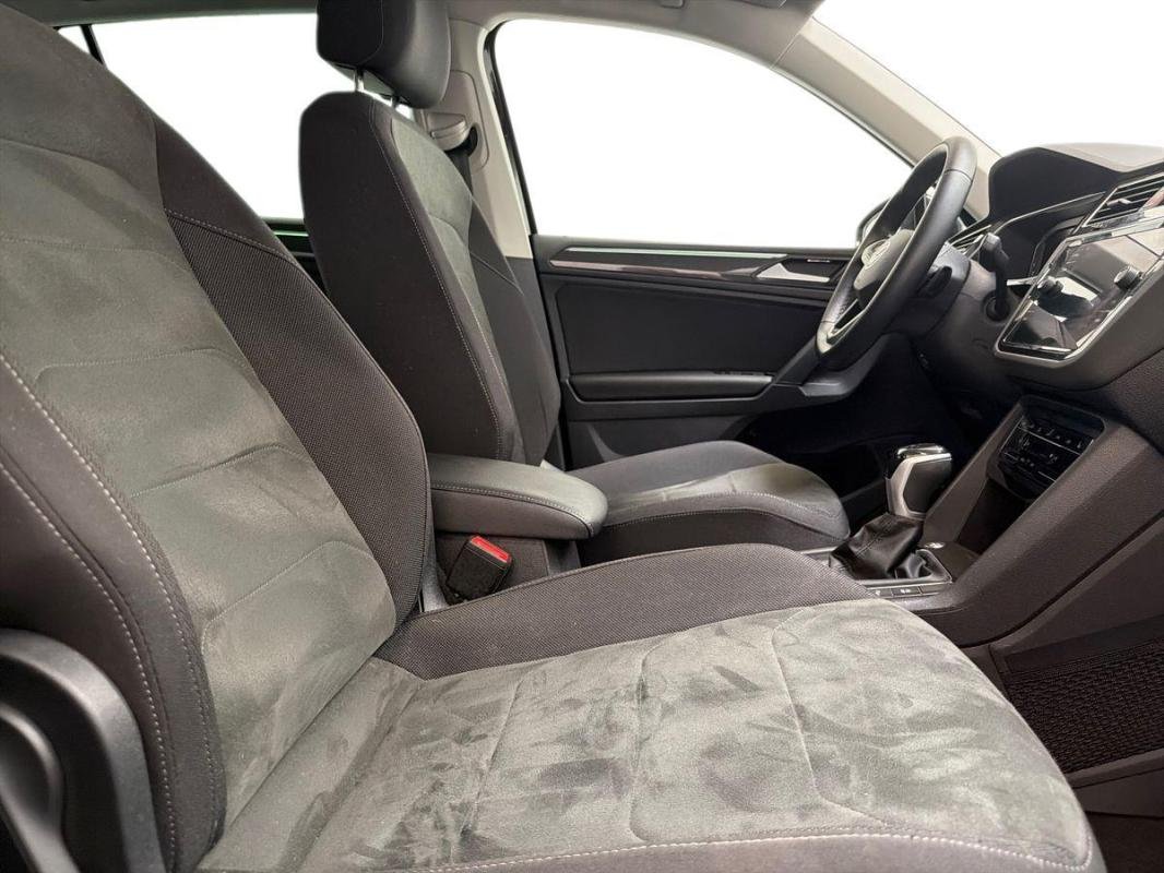 Volkswagen Tiguan - Photo 10