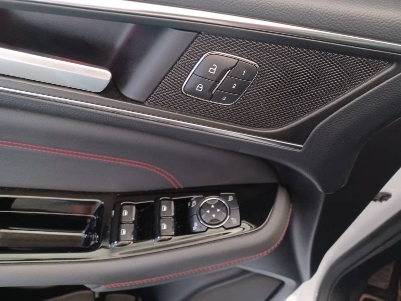 Ford S-Max - Photo 36