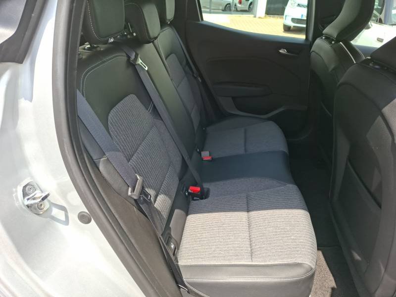 Renault Clio - Photo 12