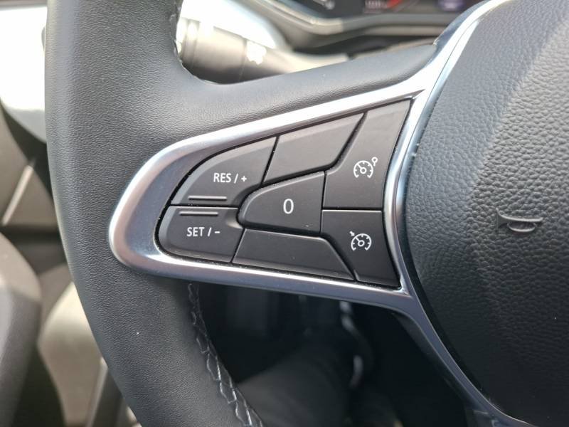 Renault Clio - Photo 16