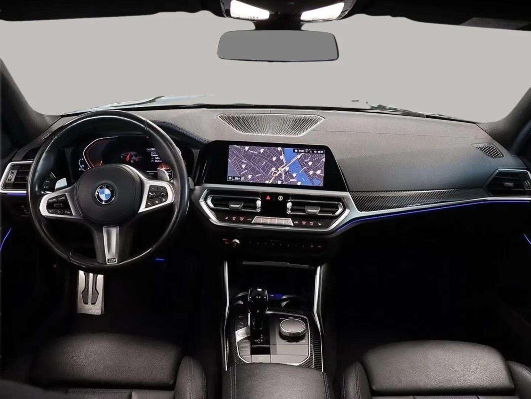 BMW 320 - Photo 8
