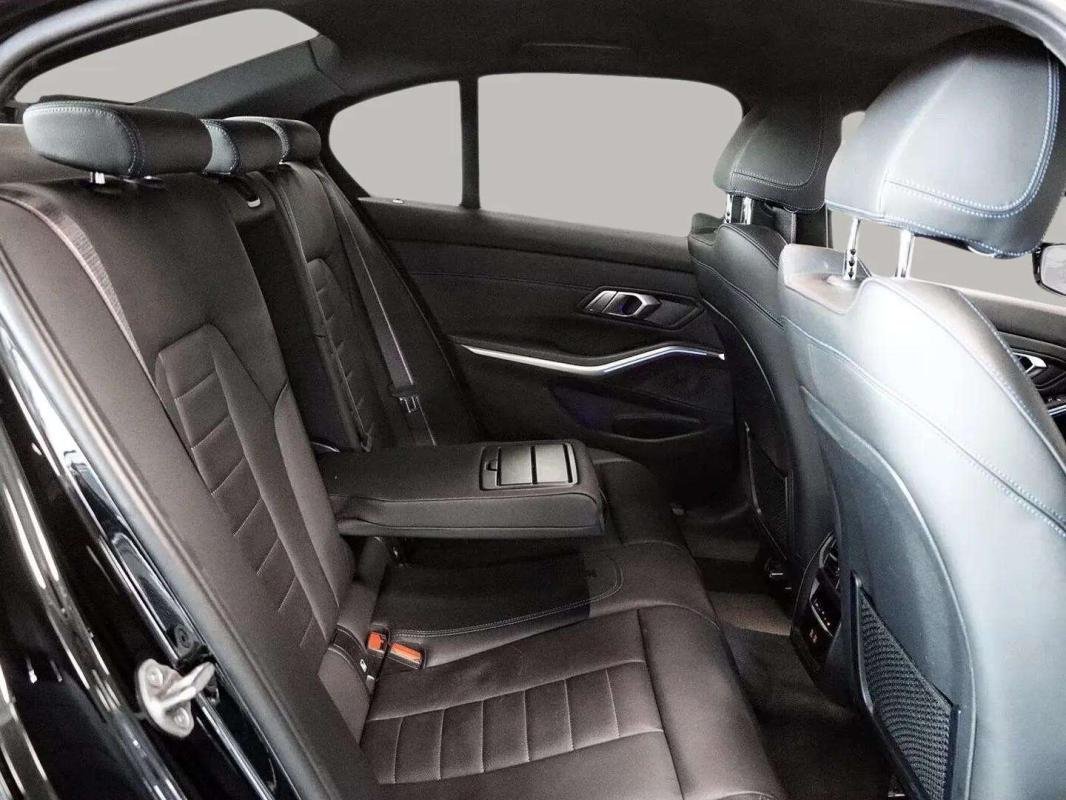 BMW 320 - Photo 9