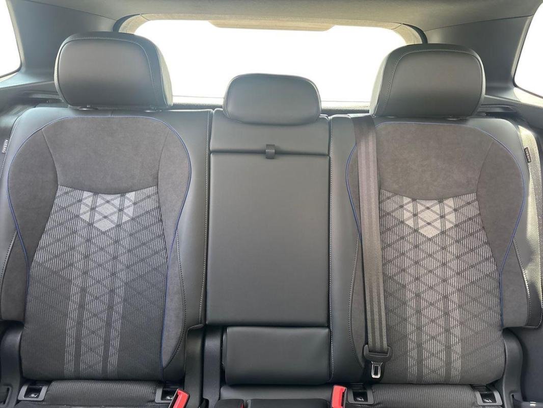 Volkswagen Tiguan - Photo 22