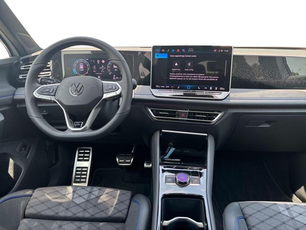 Volkswagen Tiguan - Photo 8