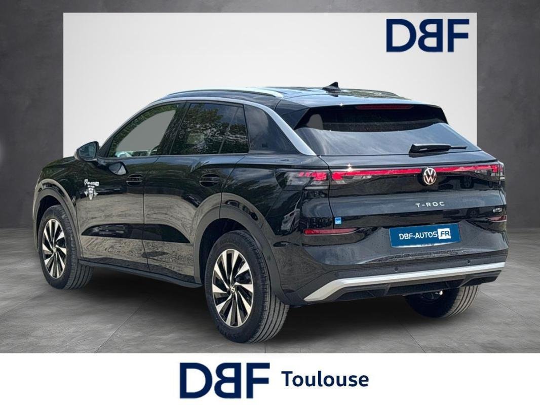 Volkswagen T-Roc - Photo 3