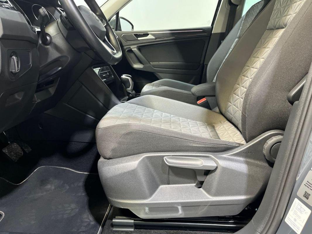 Volkswagen Tiguan - Photo 14