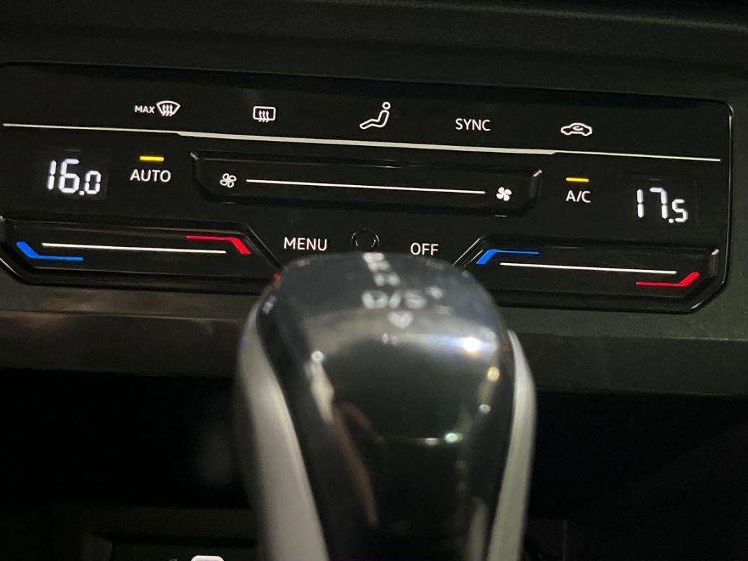 Volkswagen Tiguan - Photo 19