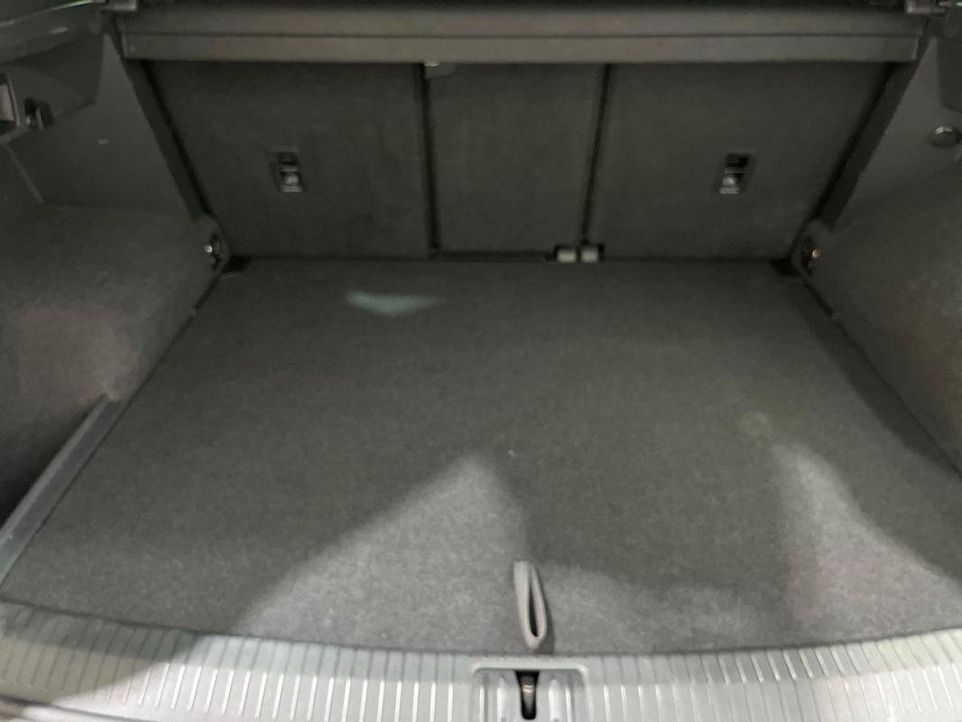 Volkswagen Tiguan - Photo 31