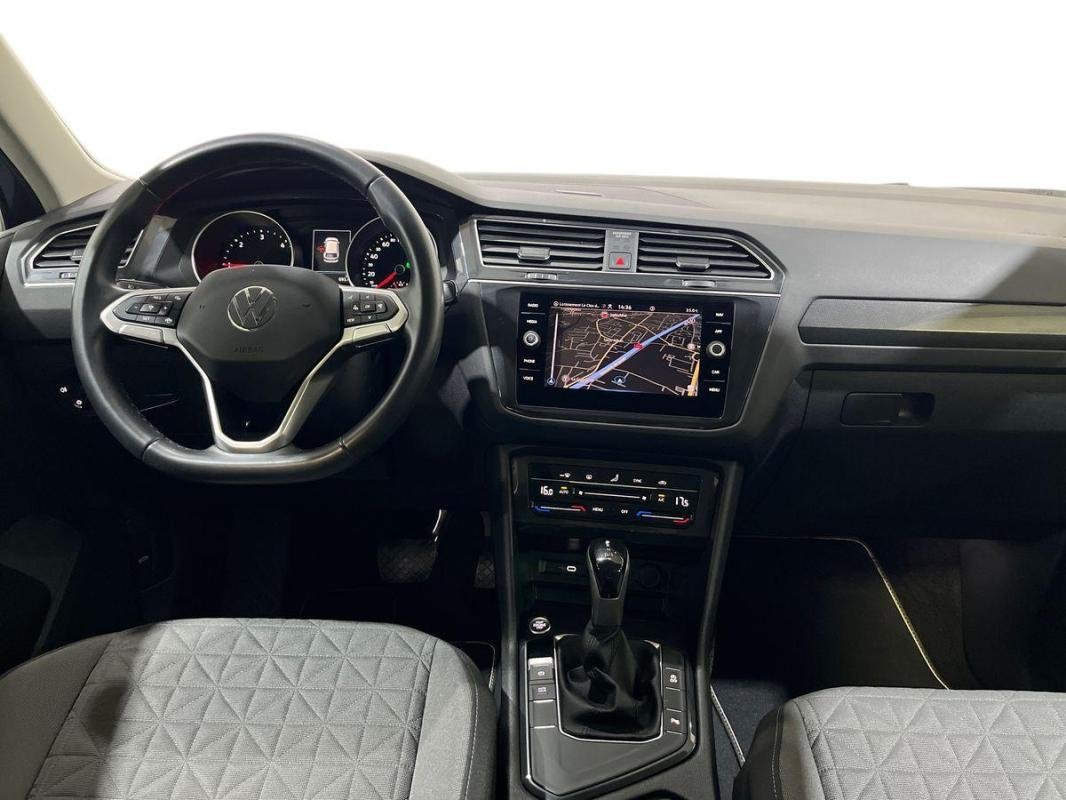 Volkswagen Tiguan - Photo 8