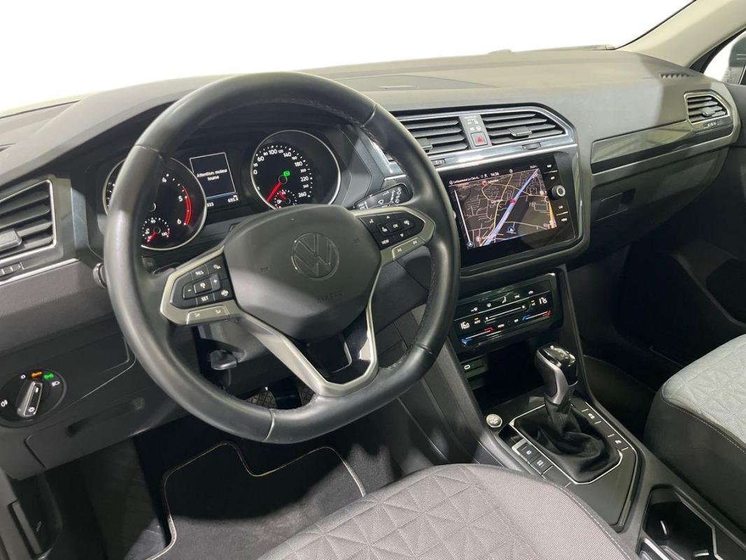 Volkswagen Tiguan - Photo 9