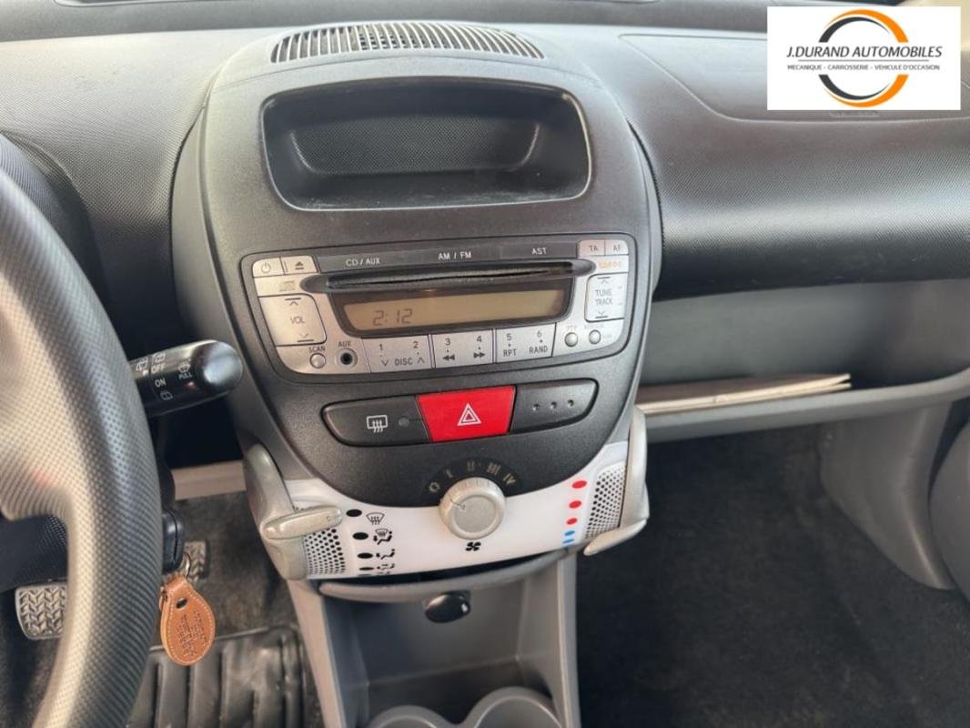 Peugeot 107 - Photo 10