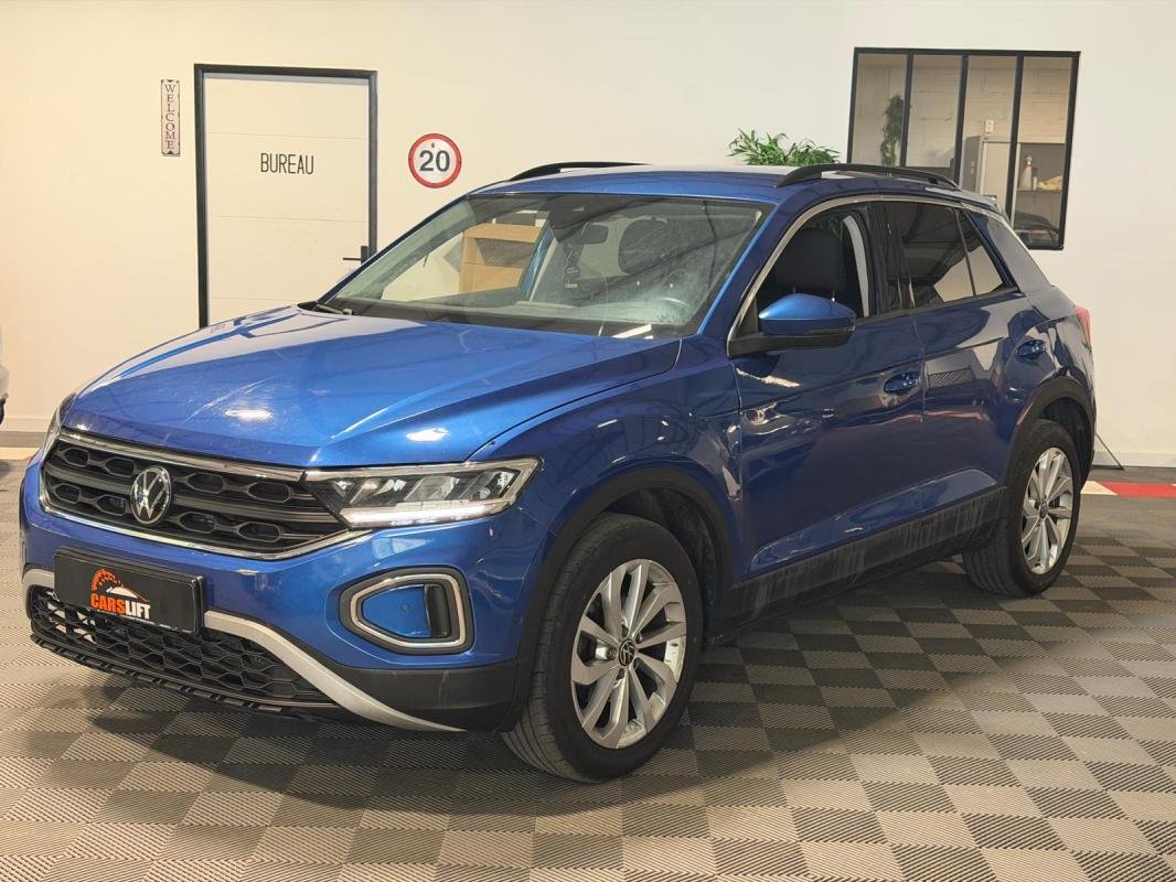 Volkswagen T-Roc - Photo 3