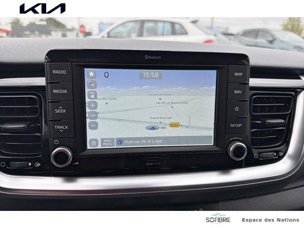 Kia Stonic - Photo 8