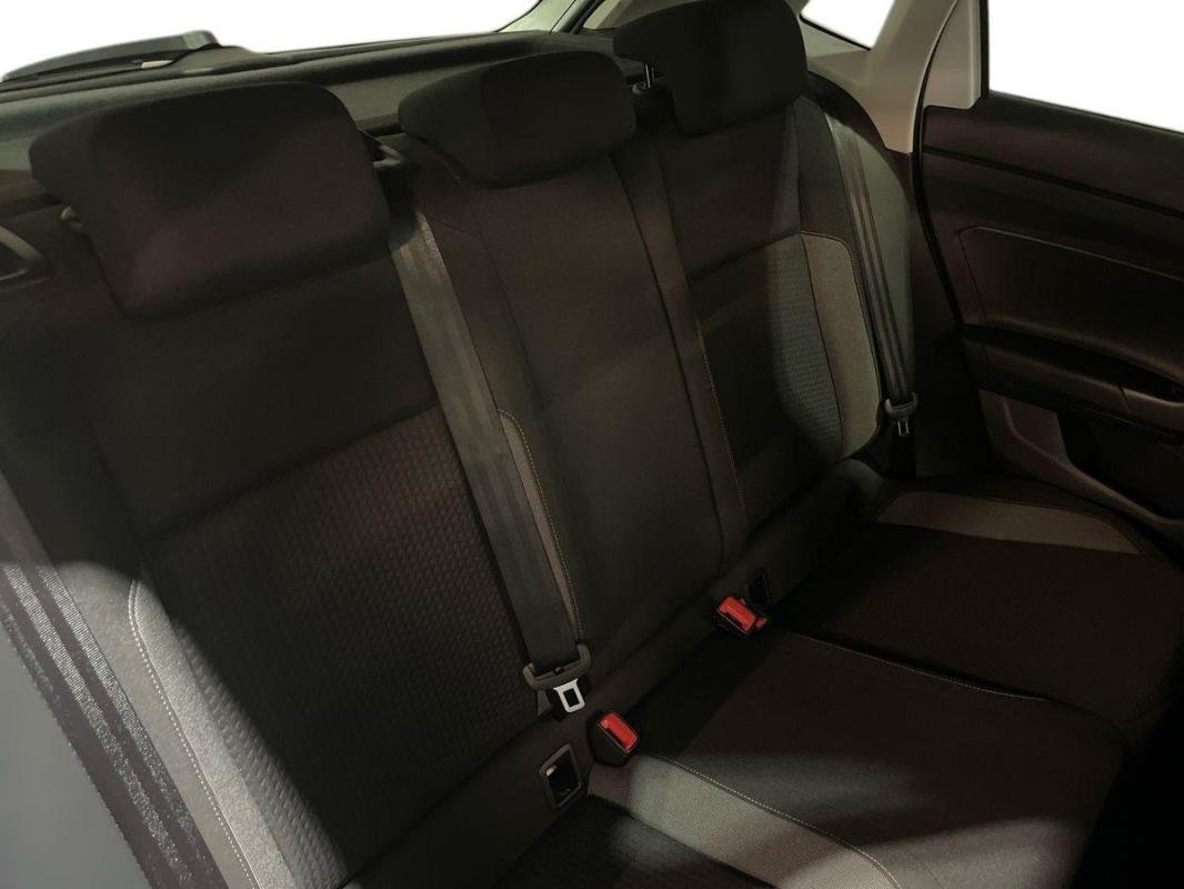 Volkswagen Polo - Photo 23