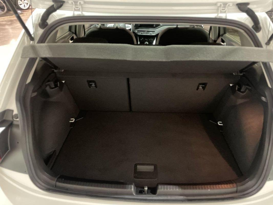 Volkswagen Polo - Photo 31