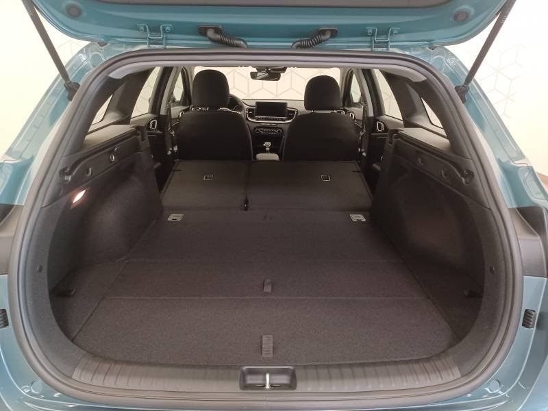 Kia CEED - Photo 17