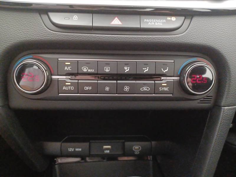 Kia CEED - Photo 28