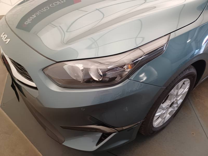 Kia CEED - Photo 36