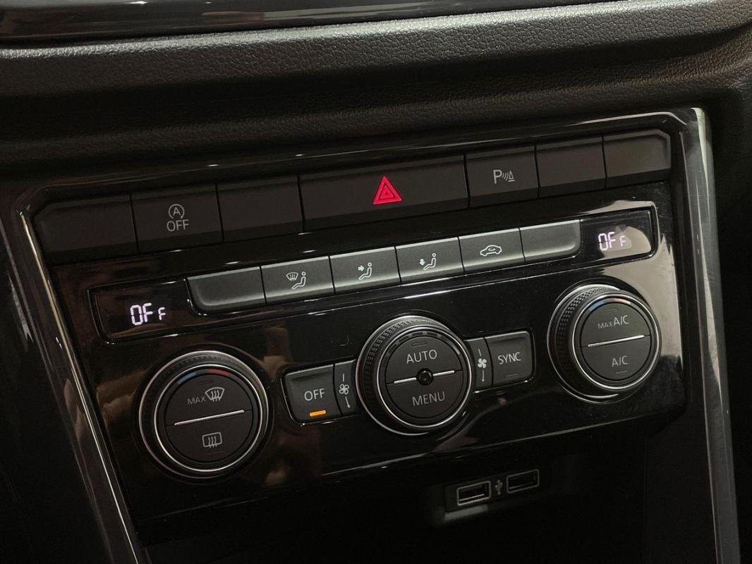 Volkswagen T-Roc - Photo 19
