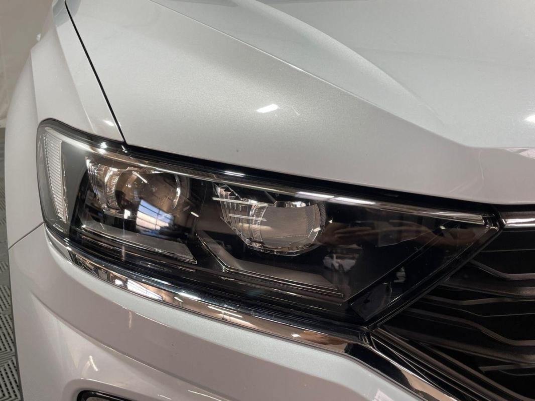 Volkswagen T-Roc - Photo 25