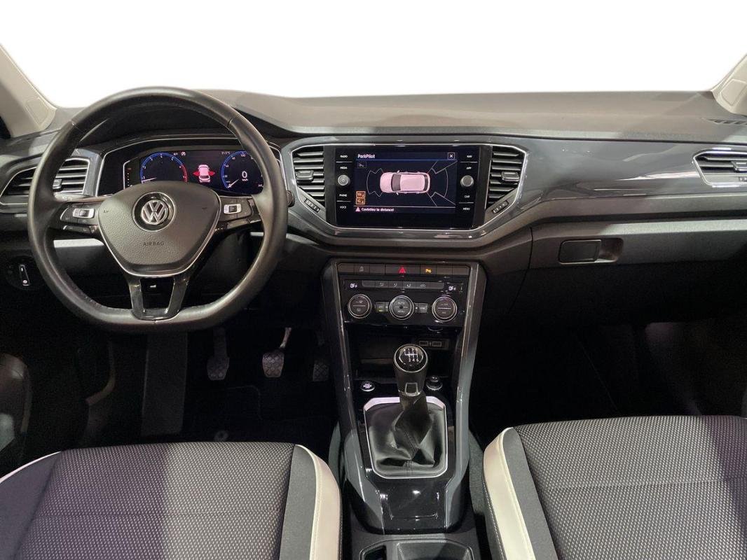 Volkswagen T-Roc - Photo 8