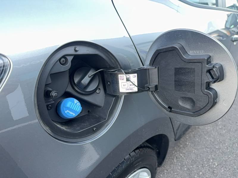 Renault Clio - Photo 12