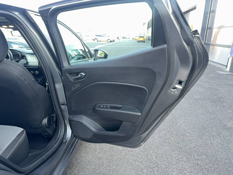 Renault Clio - Photo 15