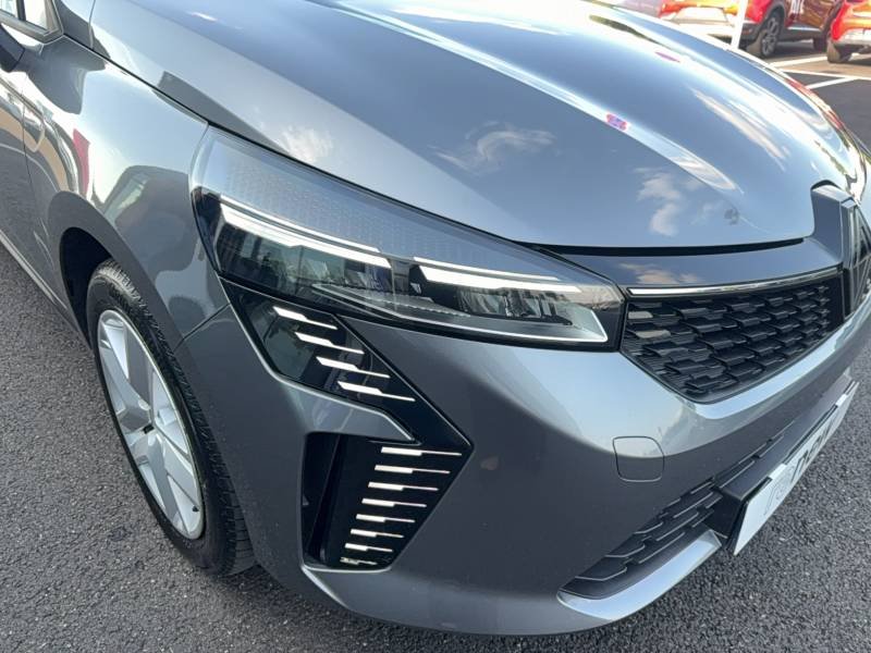 Renault Clio - Photo 18