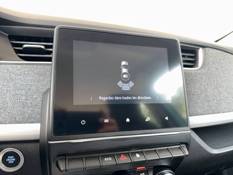 Renault Zoe - Photo 23
