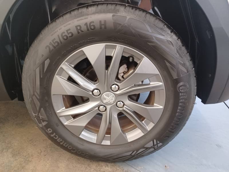Peugeot 2008 - Photo 8